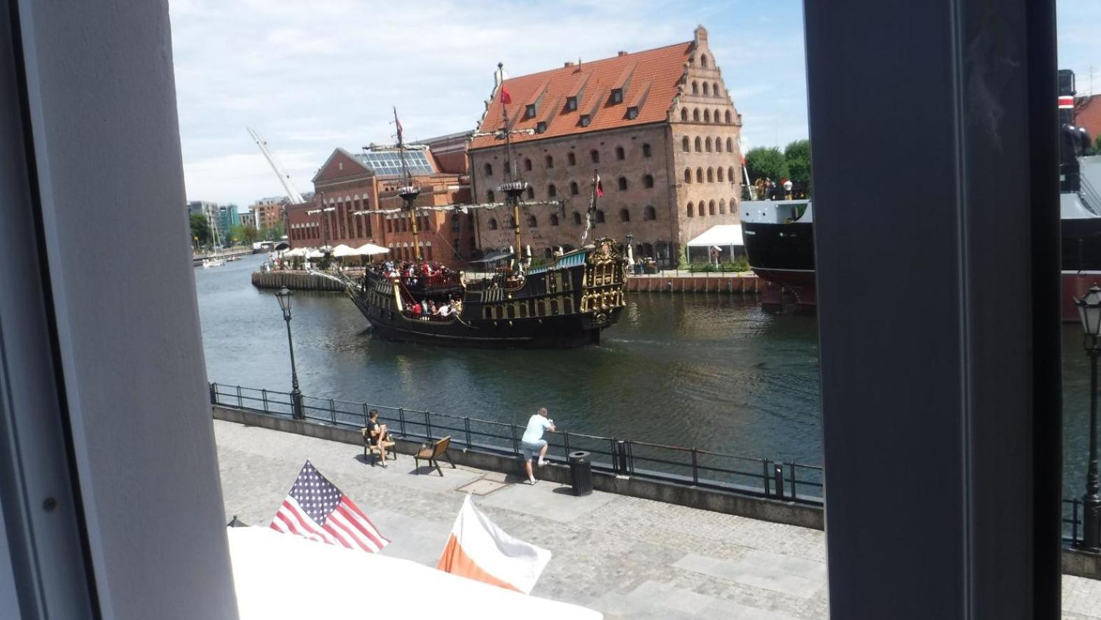 Motlawa Bulvar Residence Z Widokiem Na Rzeke Motlawa By Downtown Apartments Gdansk Exterior foto
